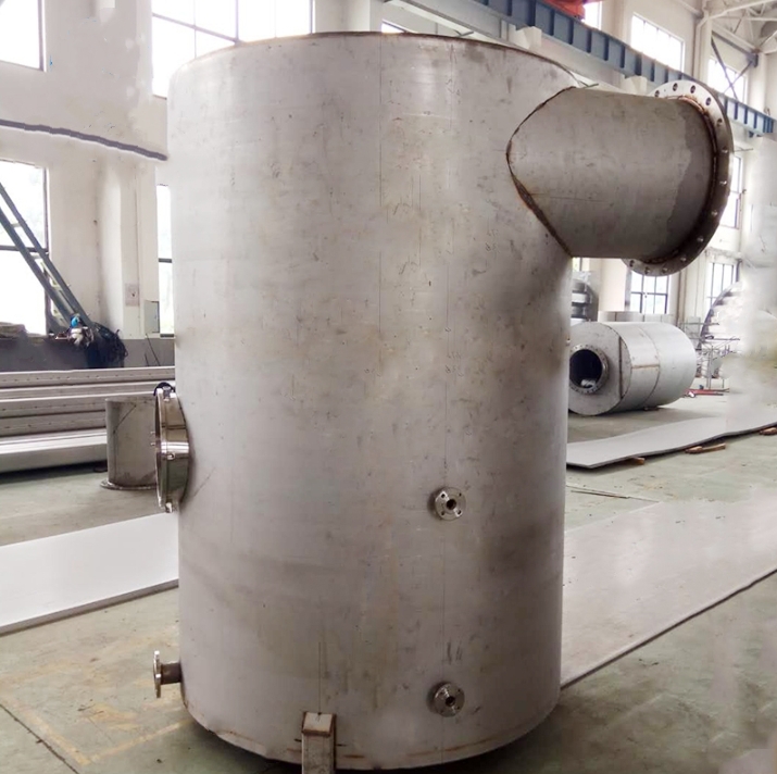 1747040708933246.jpg 硝酸儲(chǔ)罐.jpg